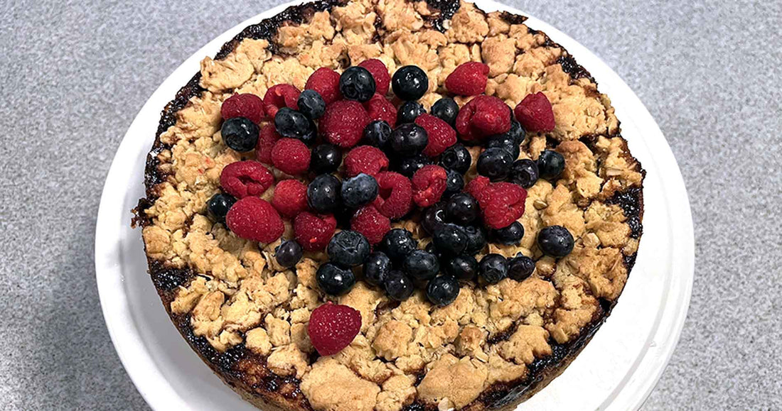 marriage bliss pie (hjónabandssæla) with berries
