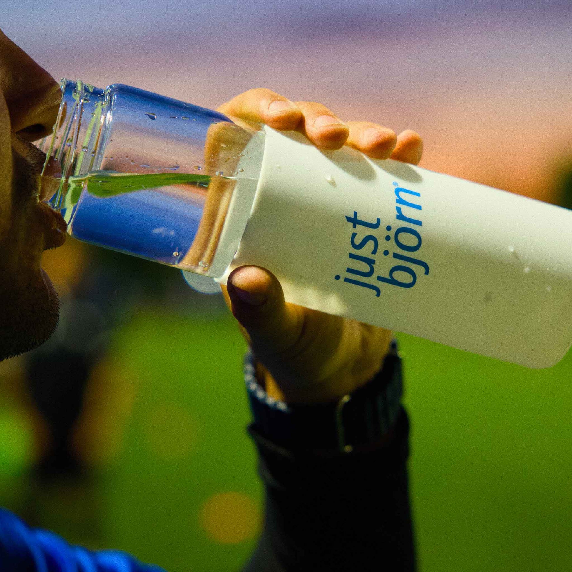 Stay hydrated whenever and wherever you go with the just björn 20oz reusable glass bottle